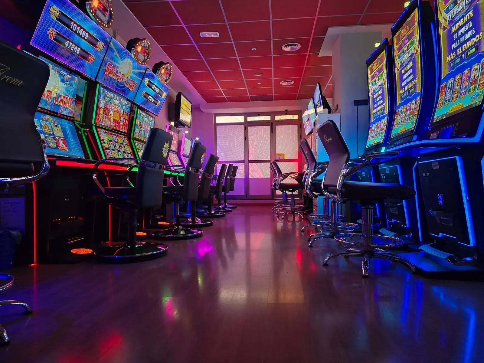 Salón de Juego ARENA